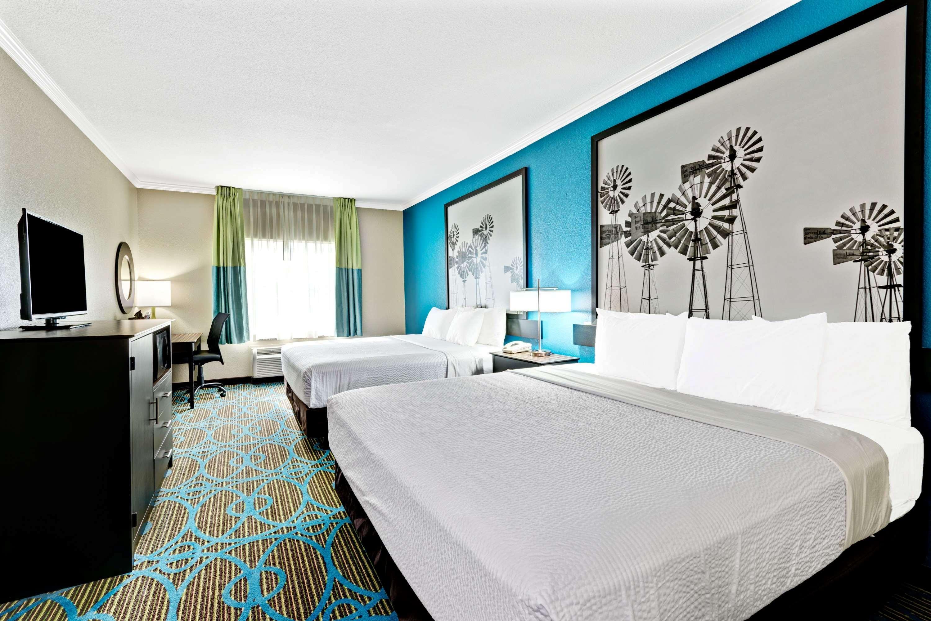 Hotel Super 8 By Wyndham San Antonio/Alamodome Area Exteriér fotografie