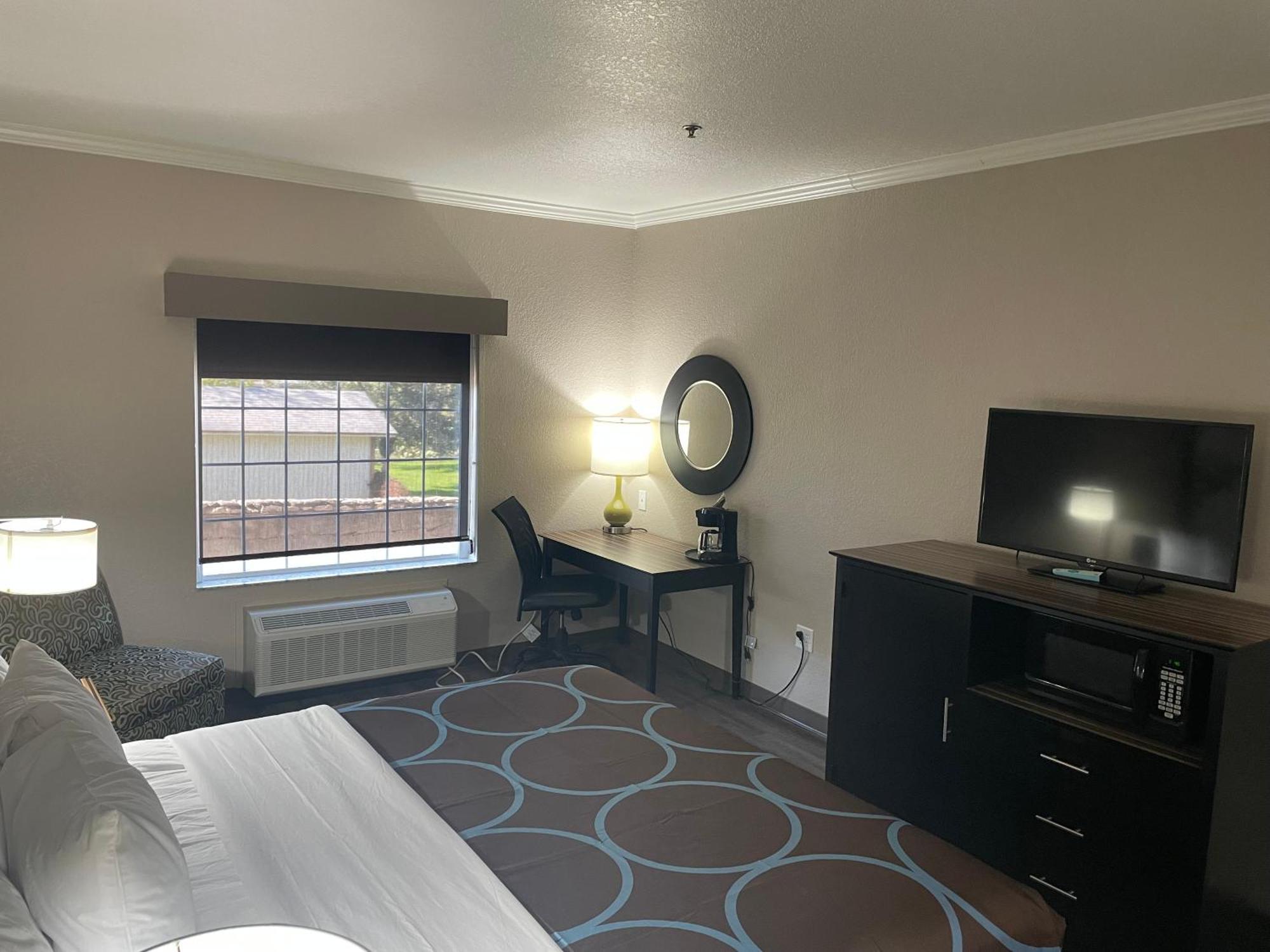 Hotel Super 8 By Wyndham San Antonio/Alamodome Area Exteriér fotografie